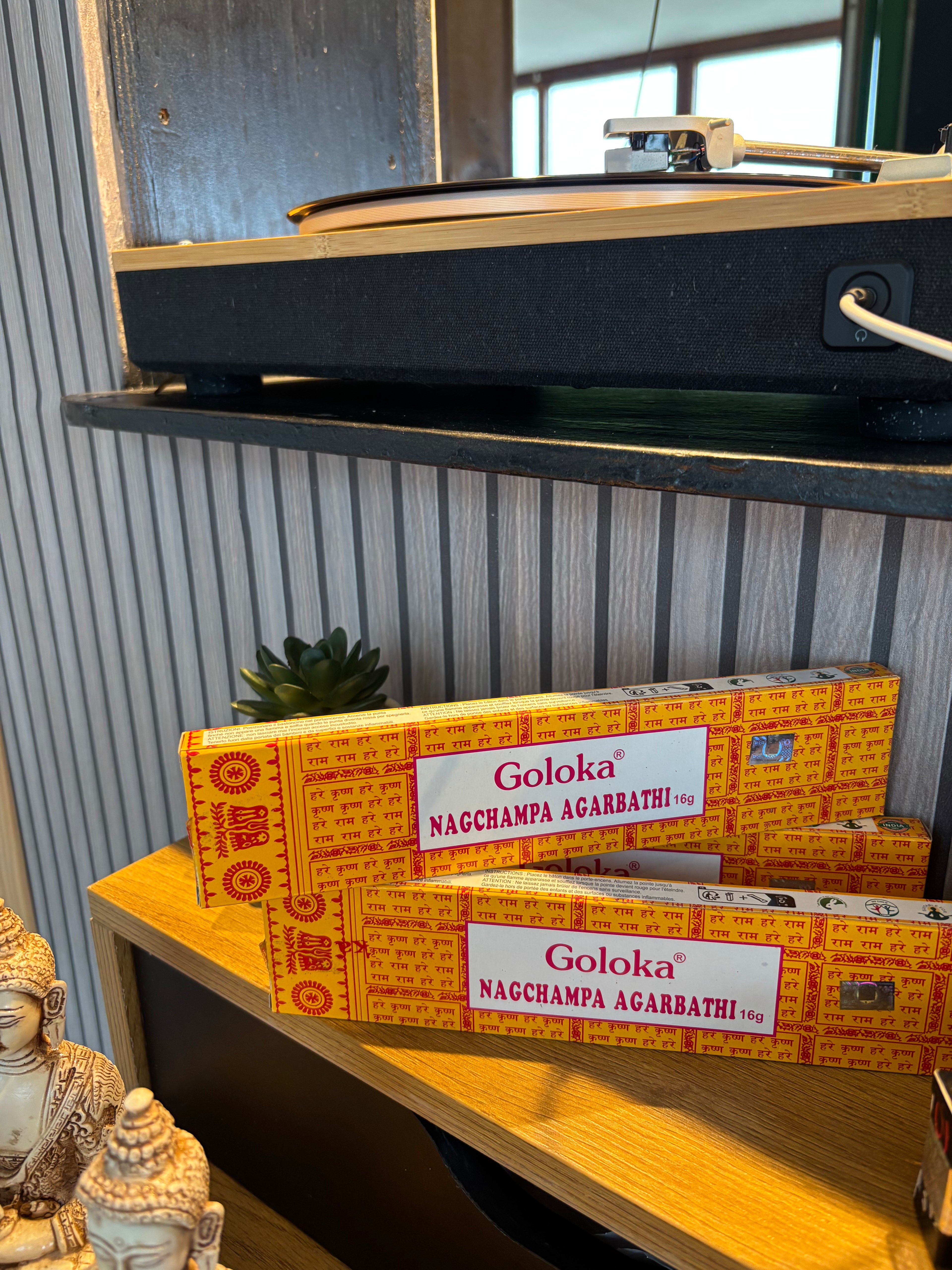 Goloka Nag Champa – Encens Premium aux Notes Mythiques